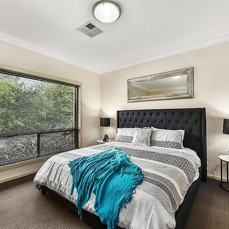 Accommodation On Lansell 1 Being Unit 1 Of 6 Lansell Street Mount Gambier Ngoại thất bức ảnh