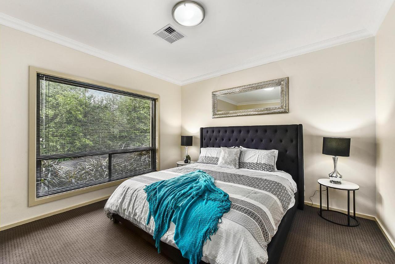 Accommodation On Lansell 1 Being Unit 1 Of 6 Lansell Street Mount Gambier Ngoại thất bức ảnh