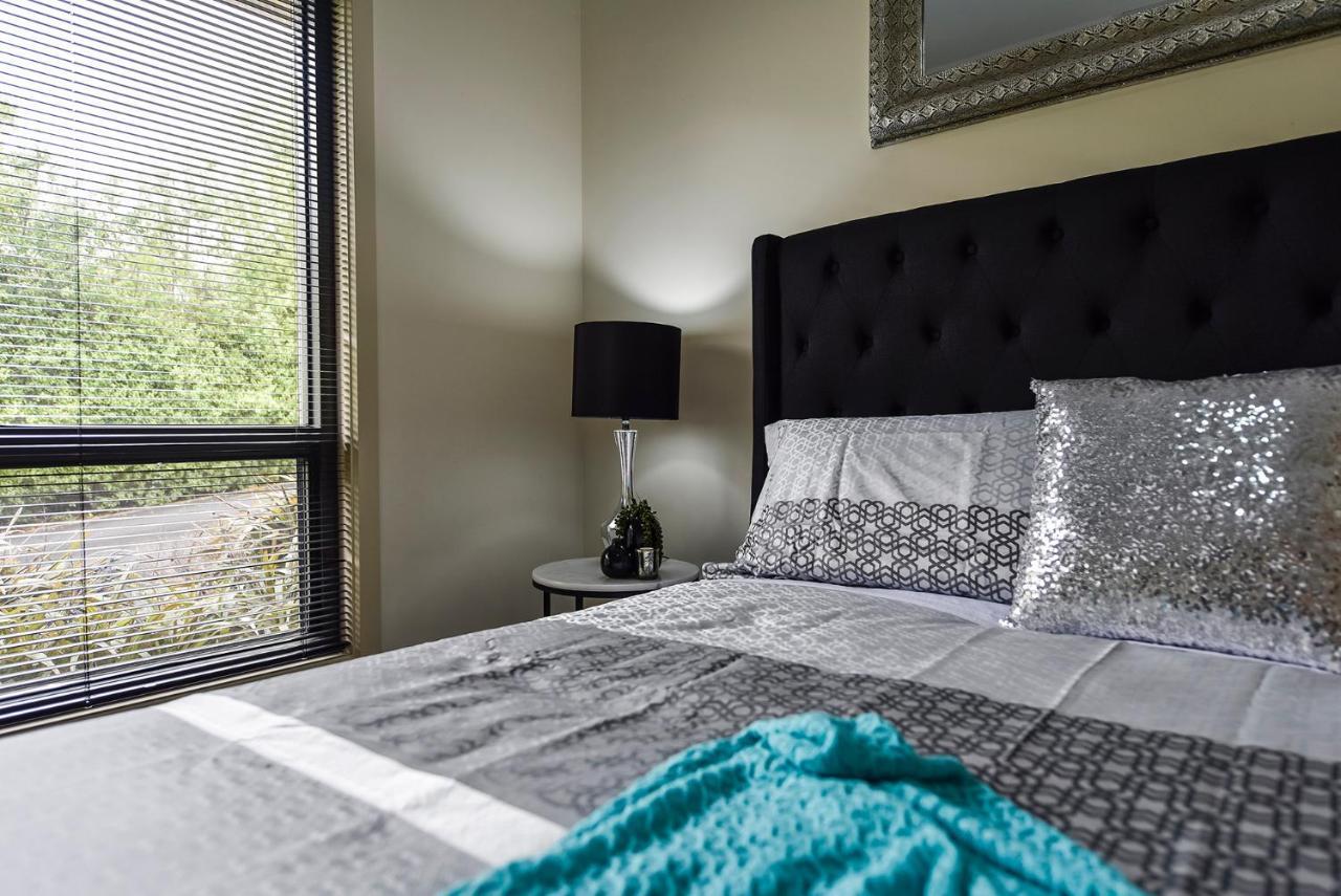 Accommodation On Lansell 1 Being Unit 1 Of 6 Lansell Street Mount Gambier Ngoại thất bức ảnh