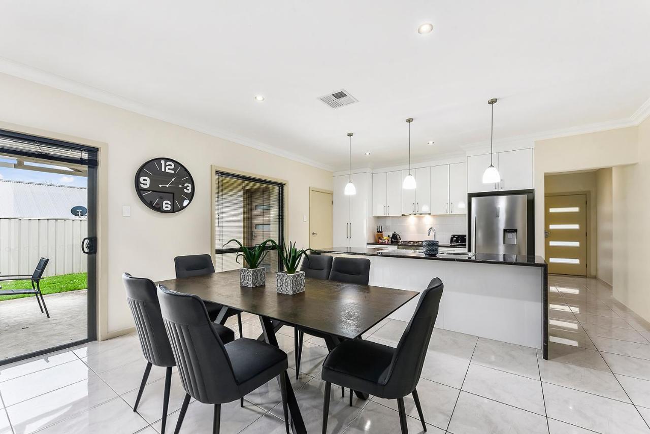 Accommodation On Lansell 1 Being Unit 1 Of 6 Lansell Street Mount Gambier Ngoại thất bức ảnh